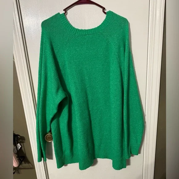 Women’s torrid cashmere sweater. Size 3 (3x) Green - Picture 2 of 4